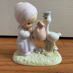 Precious Moments ‘Joy on Arrival’